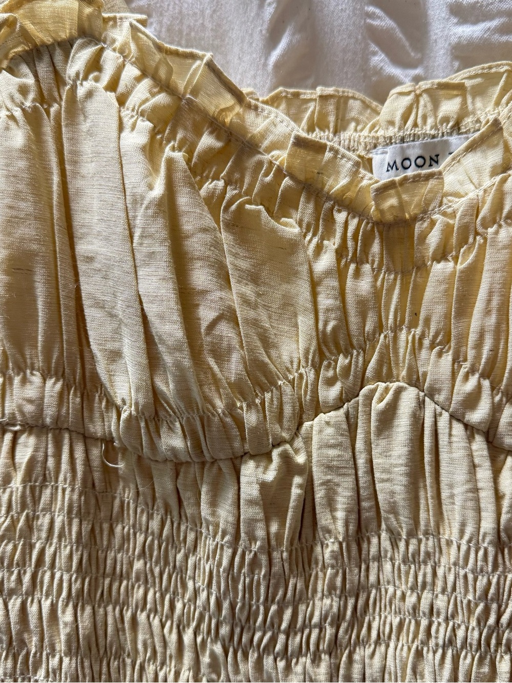 Moon River Butter Cream Yellow Smocked Tie-Shoulder Midi Dress Size M - Picture 8 of 8